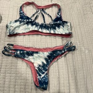 Sensi graves tie dye / pink reversible cheeeeeky bikini
